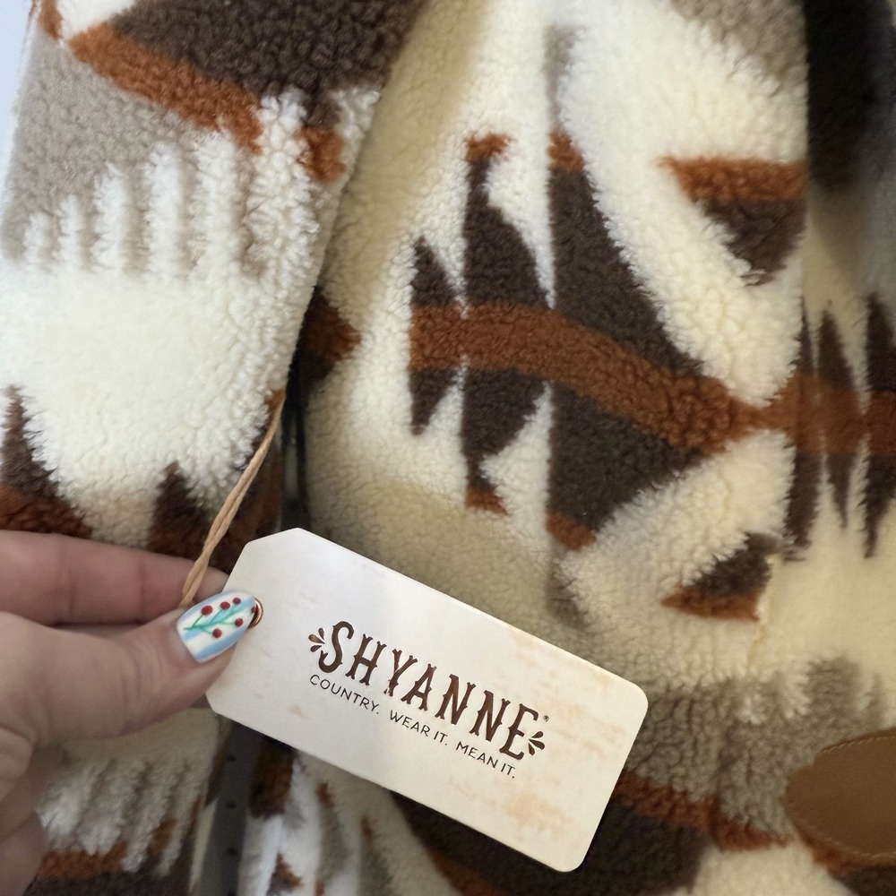 Shyanne Long Sherpa Coat Women's Medium Cream Southwestern Print Notch Lapel NWT - Picture 5 of 14